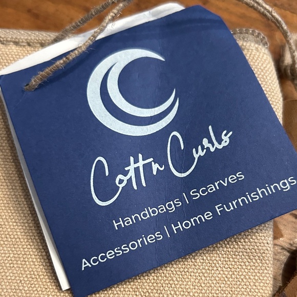 New Snowman cotton Canvas Wristlet with Leather Strap - Picture 3 of 5